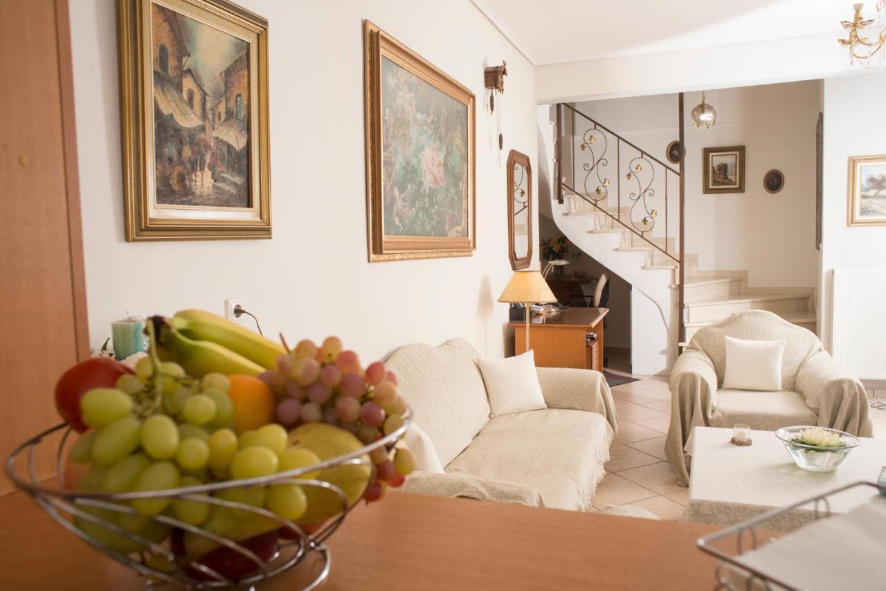 Maisonette With Garden In The Heart Of The Historical Kalamata Center Εξωτερικό φωτογραφία