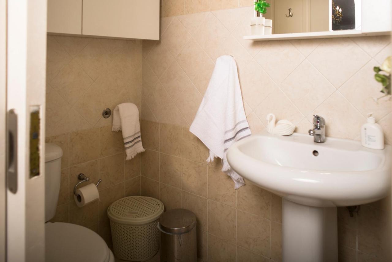 Maisonette With Garden In The Heart Of The Historical Kalamata Center Εξωτερικό φωτογραφία